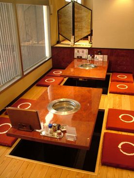 焼肉まるよし 難波店の雰囲気メイン
