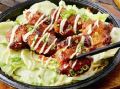 料理メニュー写真&nbsp;鉄板“旨辛”ブルダック　～韓国風ピリ辛だれ～