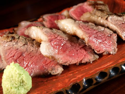 あふれる肉汁がたまらない!千葉駅周辺でうまい肉が堪能できる居酒屋3選
