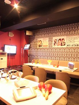 カラオケの鉄人 西新宿店の雰囲気1