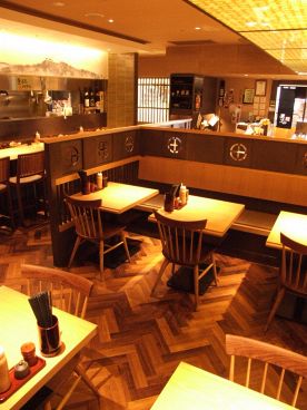 黒ぶたや 島村商店の雰囲気1