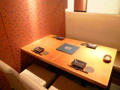 4名様からご利用頂ける個室をご用意。