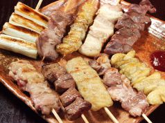 料理メニュー写真 串焼き10本盛合わせ
