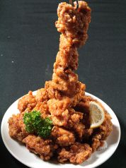 料理メニュー写真 山盛り!唐揚げ