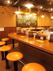 太陽のトマト麺 四谷2丁目支店の雰囲気2