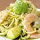 料理メニュー写真 キムチベーコンクリームパスタ/エビとアボカドのジェノバ風パスタ