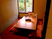 個室をつなげれば最大40名まで座れます。