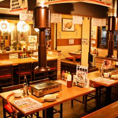 店内ど真ん中のテーブル席
