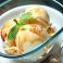 料理メニュー写真 バニラアイスのきな粉仕立て 黒蜜がけ