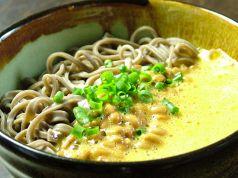 料理メニュー写真 ぶっかけ!納豆卵の温そば