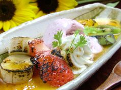 料理メニュー写真 炙り果実のクレームブリュレ