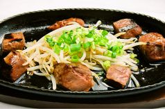 料理メニュー写真&nbsp;特撰牛の和風サイコロステーキ