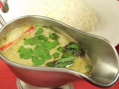 料理メニュー写真 タイ風海老のグリーンカレー