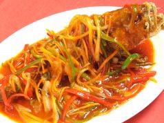 料理メニュー写真 白身魚の甘酢ソース(1尾)