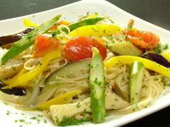 料理メニュー写真 シラスと青ねぎのパスタ/彩り野菜のパスタ