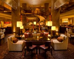 ロビーラウンジ マーブルラウンジ ヒルトン東京 Hilton Tokyoの雰囲気1