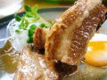 料理メニュー写真&nbsp;とろとろ角煮と半熟玉子