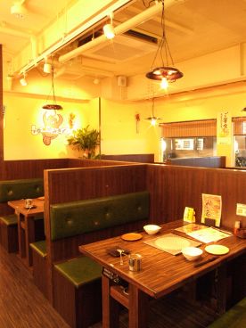 カレーうどん食堂 のら豚屋 西中島南方店の雰囲気1