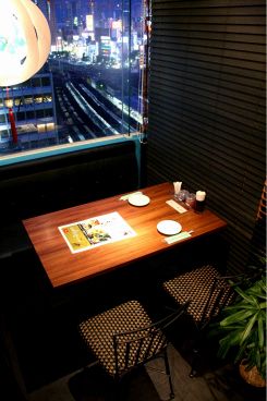 バインセオサイゴン 新宿ミロード店の雰囲気1