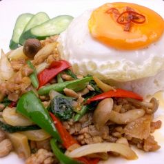 料理メニュー写真 ガイガパオ