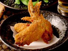 料理メニュー写真&nbsp;クリスピーガーリック手羽先揚げ