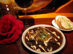 料理メニュー写真 馬スジのデミグラス煮込み