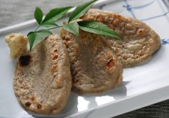料理メニュー写真 焼津の黒はんぺん焼き