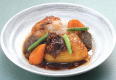 料理メニュー写真&nbsp;こってり肉じゃが
