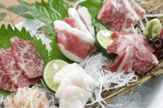 料理メニュー写真 肥後馬刺し五種盛り合せ