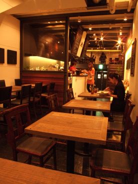 マコーズ MACOU'S BAGEL カフェ 静岡呉服町通り店の雰囲気1