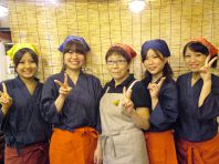 元気で丁寧な接客が好評♪