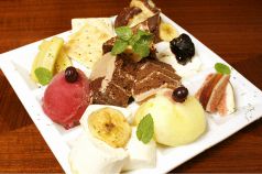 料理メニュー写真 デザートの盛り合せ