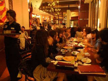 ヴェンガ ヴェンガ VENGA VENGA カレッタ汐留店の雰囲気1
