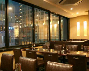 日比谷 バー Bar 有楽町店の雰囲気1