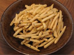 料理メニュー写真 塩昆布ポテト