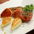 料理メニュー写真&nbsp;スカモルツァチーズの鉄板焼き