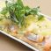 料理メニュー写真 麩を使った海鮮和風ピザ
