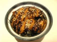 料理メニュー写真&nbsp;和風おろしかつ丼／かつ丼(特製ソース味)／しそ巻きとんかつ丼