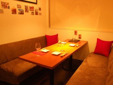 Waffle cafe Y ＆ Bar de Espana La Yの雰囲気1