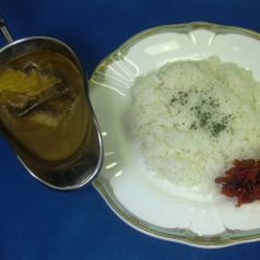 料理メニュー写真 特撰カレー(ビーフまたはシーフード)