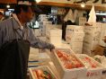 その日入荷の鮮魚を積んでお店に運びます！