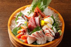 料理メニュー写真&nbsp;お刺身７点盛り合わせ　～特大桶盛り～