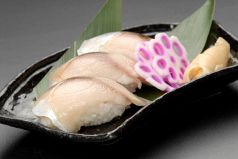 料理メニュー写真 自信作!手作り〆鯖寿司