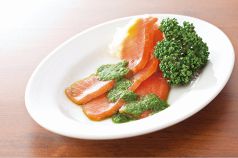 料理メニュー写真 スモークサーモン
