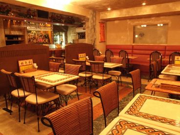 アリ シディーク 日本橋三越前店 インド&パキスタンレストランの雰囲気1