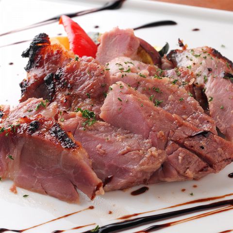 【新宿で合コン】料理とデザートにこだわりアリ!個室で楽しめるコスパ高いお店