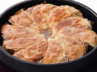 皮から手づくり自家製餃子