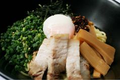 山ト天 やまとてん 新宿西口ハルク店 油そばの写真