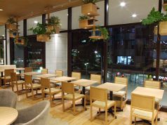 ロブロスカフェ LOBROS CAFE 中野マルイ店の写真