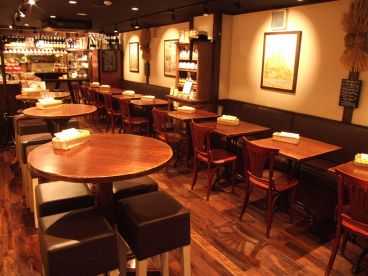 ブレッツカフェ クレープリー銀座店の雰囲気1